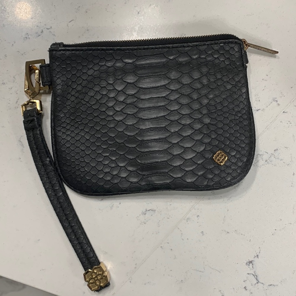 Kendra Scott wristlet